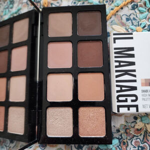 IL MAKIAGE Shade Addict Eyeshadow Palette